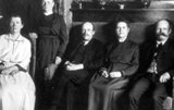 Oskar, Hilda, Adolf, Sandra ja Hilma Tapper
